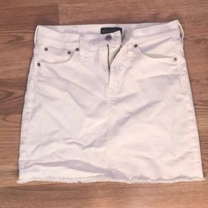 White denim skirt